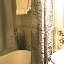 Celestial Touch Wellness Studio - Enjoy hydrotherapy, body scrubs and milk baths.