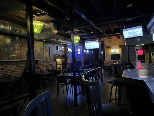 Martin's Downtown by null