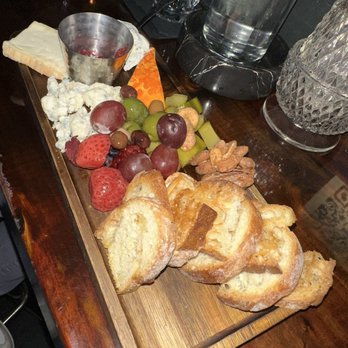 The Roosevelt Room - Cheese Board ($25) - Cocktail Bars Near Me - Austin, Texas