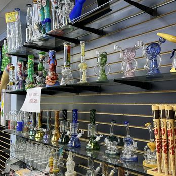 vape and smoke angola Universal Smoke & Vape