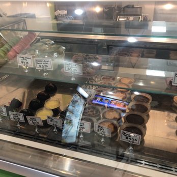 Les Delices Fine Pastries - Bakeries Near Me - Kendall Park, New Jersey