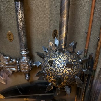 The Wallace Collection - Maces, swords, guns and daggers! - Museums Near Me - London, XGL The Wallace Collection - Maces, swords, guns and daggers! - Museums Near Me - London, XGL