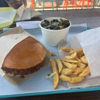 How Crispy Express - VEGETARIAN CRUNCHY BOI COMBO - Chicken Shop Near Me - Atlanta, Georgia How Crispy Express - VEGETARIAN CRUNCHY BOI COMBO - Chicken Shop Near Me - Atlanta, Georgia