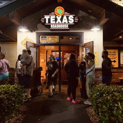 Texas Roadhouse - Entrance
