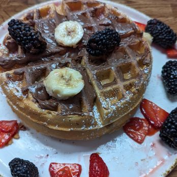 Madres Brunch - Breakfast & Brunch Near Me - Whittier, California