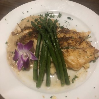 12A Buoy - Yellowtail with mashed potatoes and asparagus - Seafood Near Me - Fort Pierce, Florida