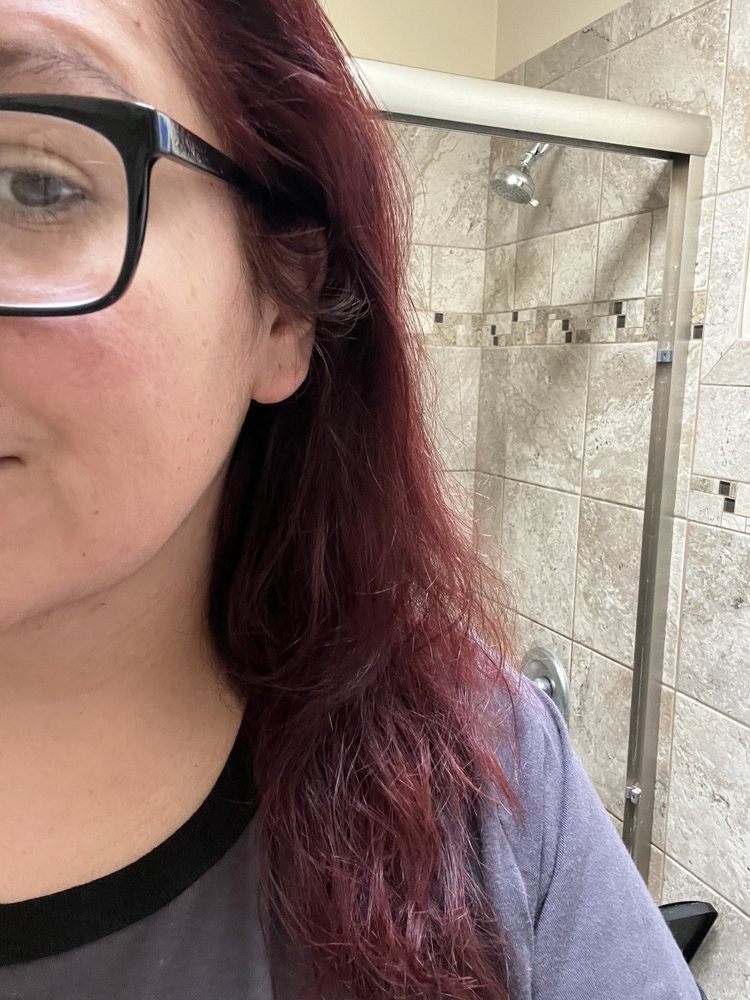 SALLY BEAUTY SUPPLY Updated October 2024 48 Reviews 1352