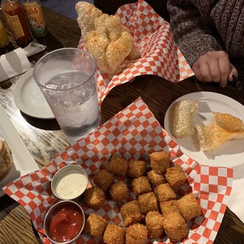 Highland Tavern - Bars Near Me - Denver, Colorado Highland Tavern - Bars Near Me - Denver, Colorado