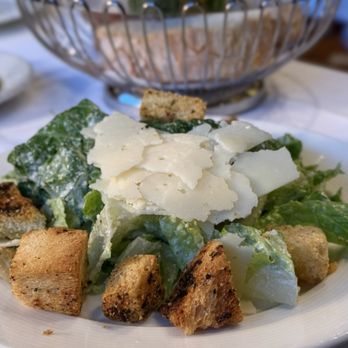 Il Fornaio - DineLA 2026: Insalata Cesarina - Italian Near Me - Manhattan Beach, California Il Fornaio - DineLA 2026: Insalata Cesarina - Italian Near Me - Manhattan Beach, California