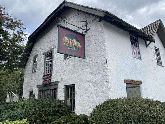 The Four Dogs Tavern by null