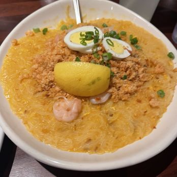 Gerry's Grill - Pancit palabok - Filipino Near Me - Artesia, California Gerry's Grill - Pancit palabok - Filipino Near Me - Artesia, California
