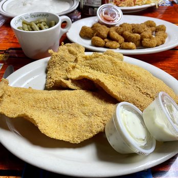 Alli's Family Restaurant - Fish platter with catfish, shrimp and walleye green beans on the side - New American Near Me - Springfield, Missouri