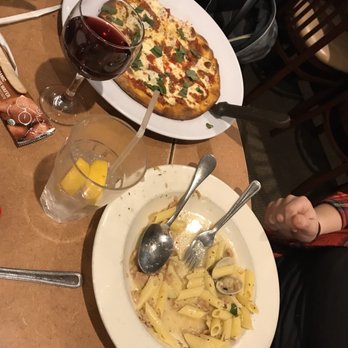 Tarantella's Ristorante - Gluten free Margharitta Pizza and Vongola Gluten Free - Italian Near Me - Clark, New Jersey