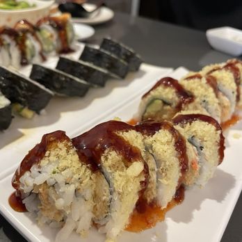 Little Lilly Sushi - Cali '69 Roll - Sushi Bars Near Me - Fort Worth, Texas