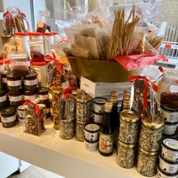 Ottolenghi Spitalfields - Mediterranean Near Me - London, XGL