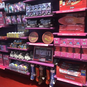 IT'SUGAR - Candy Stores Near Me - Las Vegas, Nevada