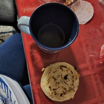 Pupuseria Dona Azucena - La taza es más grande q la pupusa - Salvadoran Near Me - Herndon, Virginia Pupuseria Dona Azucena - La taza es más grande q la pupusa - Salvadoran Near Me - Herndon, Virginia