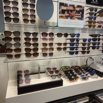 LensCrafters - Eyewear & Opticians Near Me - Macon, Georgia LensCrafters - Eyewear & Opticians Near Me - Macon, Georgia