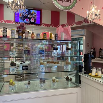 Little Miss Cupcape - Choose A Cupcake Counter - Cupcakes Near Me - Hyannis, Massachusetts Little Miss Cupcape - Choose A Cupcake Counter - Cupcakes Near Me - Hyannis, Massachusetts