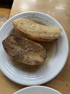 9 Muses Bar & Grill by null