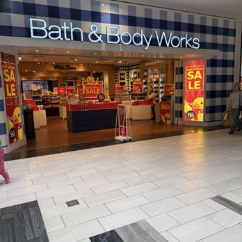 Barton Creek Square - Shopping Centers Near Me - Austin, Texas