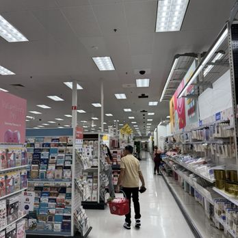 Target - Department Stores Near Me - Largo, Florida