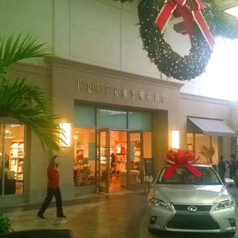 Pottery Barn Kids - Mall Side Entrance - Baby Gear & Furniture Near Me - Omaha, Nebraska