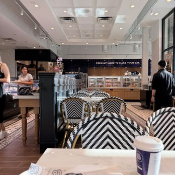 Paris Baguette - Inside the store - Bakeries Near Me - Charlotte, North Carolina Paris Baguette - Inside the store - Bakeries Near Me - Charlotte, North Carolina