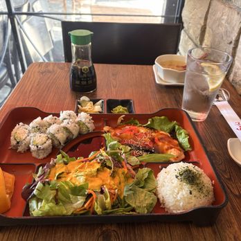 Starfish Sushi - Bento Box - Sushi Bars Near Me - Los Angeles, California Starfish Sushi - Bento Box - Sushi Bars Near Me - Los Angeles, California