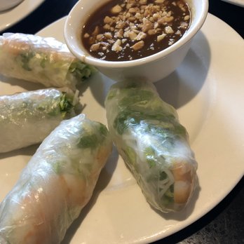Young's Cafe - Crystal rolls with peanut sauce - Vietnamese Near Me - Fort Collins, Colorado