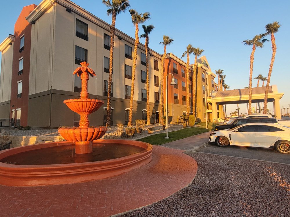 HOLIDAY INN EXPRESS & SUITES YUMA Updated September 2024 38 Photos