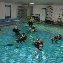 Thunder Reef Divers - The training pool at the shop