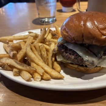 BJ's Restaurant & Brewhouse - Brisket Burger - American Near Me - San Jose, California BJ's Restaurant & Brewhouse - Brisket Burger - American Near Me - San Jose, California
