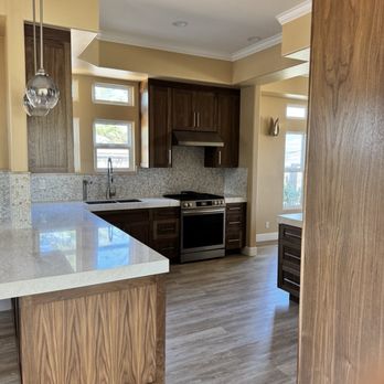 JJ Wills Construction - Walnut cabinets and quartz countertops - General Contractors Near Me JJ Wills Construction - Walnut cabinets and quartz countertops - General Contractors Near Me