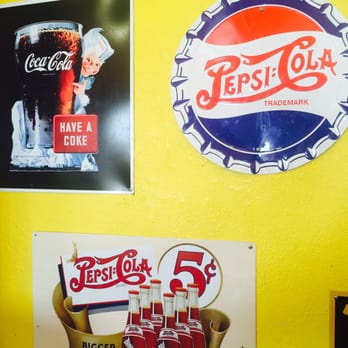 Mug n Bun - Hot Dogs Near Me - Speedway, Indiana Mug n Bun - Hot Dogs Near Me - Speedway, Indiana