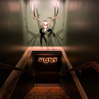 Hunt - Wine Bars Near Me - Spokane, Washington