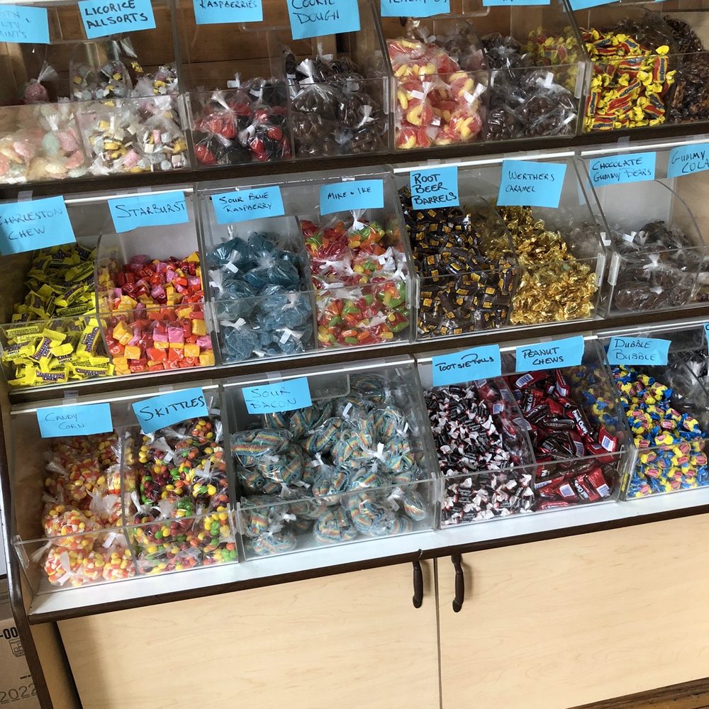 Chapel Sweets - a display of candy in a store - Candy Stores Near Me - Block Island, Rhode Island