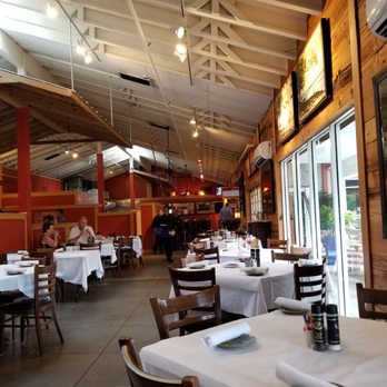 Traders - The main dining room area. - Seafood Near Me - Sanibel, Florida Traders - The main dining room area. - Seafood Near Me - Sanibel, Florida