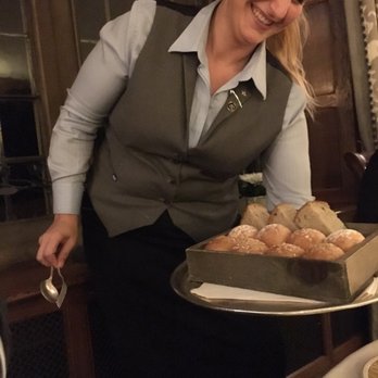 Mallory Court Hotel - Our server from Budapest. - Hotels Near Me - Leamington Spa, WAR