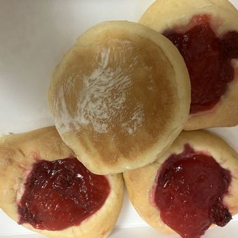 Country Variety - Perfect bake on the bottom cherry kolache - Gift Shops Near Me - Montour, Iowa