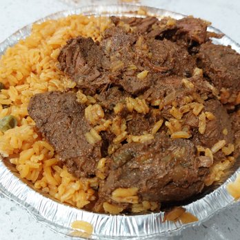 Lula's Latin Cuisine - Beef Stew (with Yellow Rice) Lunch Special - Latin American Near Me - Lodi, New Jersey Lula's Latin Cuisine - Beef Stew (with Yellow Rice) Lunch Special - Latin American Near Me - Lodi, New Jersey