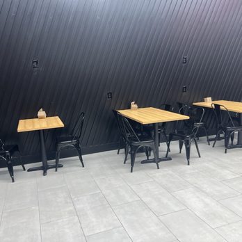 Wingbay - Seating - Chicken Wings Near Me - Katy, Texas Wingbay - Seating - Chicken Wings Near Me - Katy, Texas