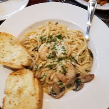 Dj’s Restaurant & Taphouse - Shrimp linguine - Pizza Near Me - Manteca, California Dj’s Restaurant & Taphouse - Shrimp linguine - Pizza Near Me - Manteca, California