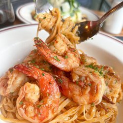 Ozzie's Good Eats - Linguini & Shrimp Fra Diavolo at Ozzie's Good Eats