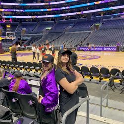 Groove Zone Hip Hop - Performing at WNBA halftime show with instructor Manuela