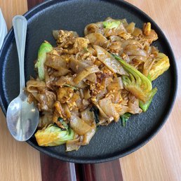 6. Beef Pad See-Ew 6. Beef Pad See-Ew