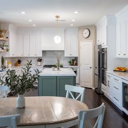 Pacific Stone Creations - Call 951-574-3219 to experience the Pacific Stone difference. Our entire team is in-house, allowing us to deliver fast 7-10 day remodels.