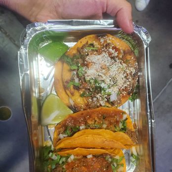 Birria-Landia - Tacos - Food Trucks Near Me - Brooklyn, New York Birria-Landia - Tacos - Food Trucks Near Me - Brooklyn, New York