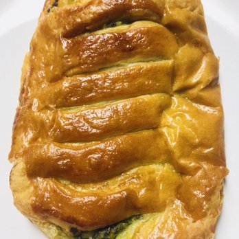 85°C Bakery Cafe-Glendale - Spinach - Bakeries Near Me - Glendale, California