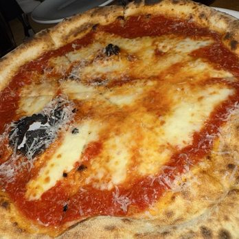 Massi - Margherita Pizza - Italian Near Me - Westport, Connecticut Massi - Margherita Pizza - Italian Near Me - Westport, Connecticut